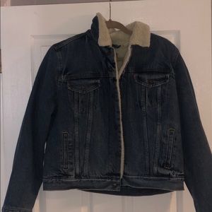 Levi’s Sherpa-lined Denim Jacket